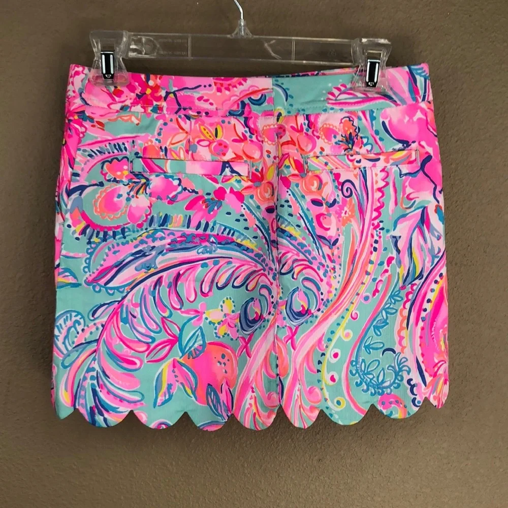 Lilly Pulitzer Pink and Blue Skorts with Scalloped Hem - Picture 2 of 3
